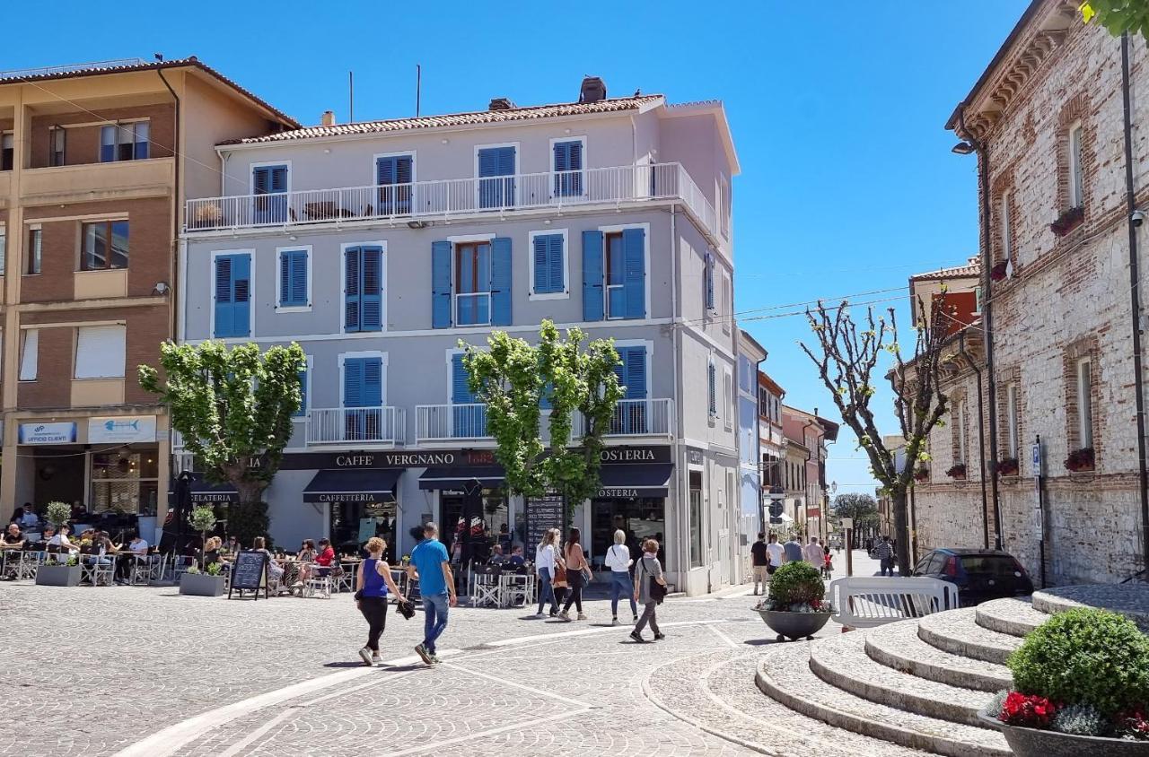 Viverenumana La Tua Casa In Centro A Pochi Passi Dal Mare *